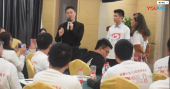 慧天下企業(yè)管理顧問郭老師與學員現(xiàn)場互動